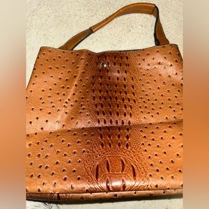 Stunning Faux Alligator Bucket Bag